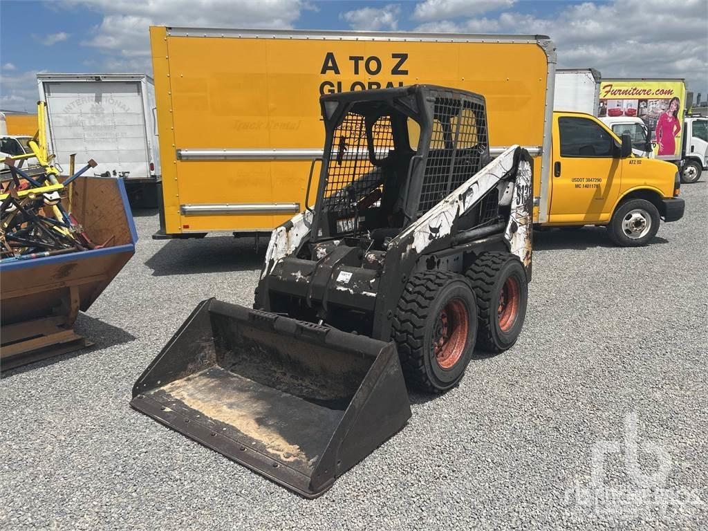 Bobcat S130 スキッドステアローダー