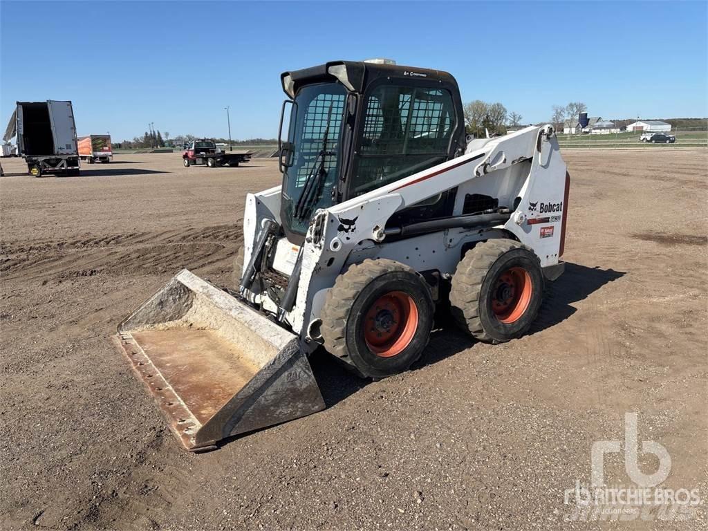 Bobcat S630 スキッドステアローダー