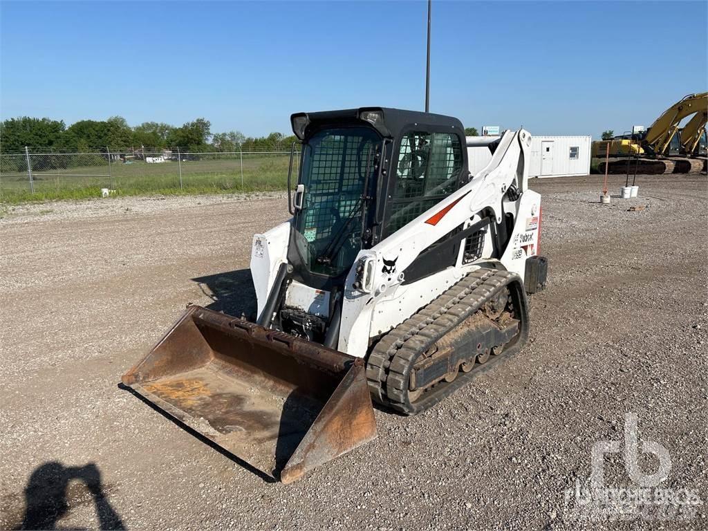 Bobcat T595 スキッドステアローダー