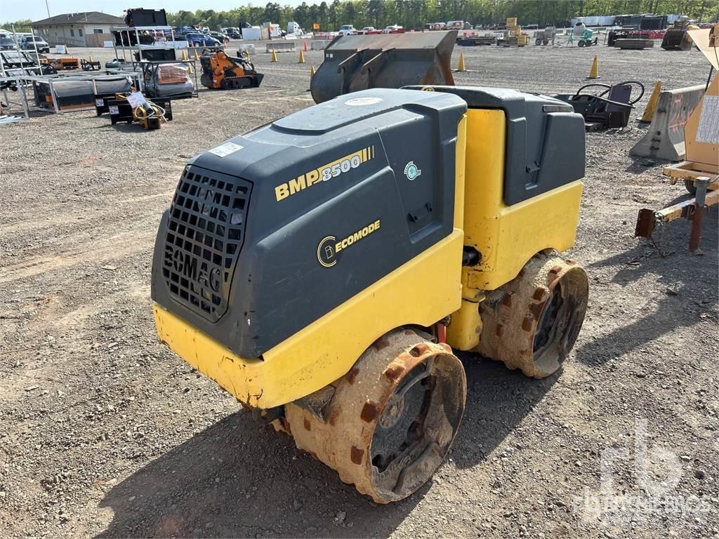 Bomag BMP8500 ソイルコンパクター