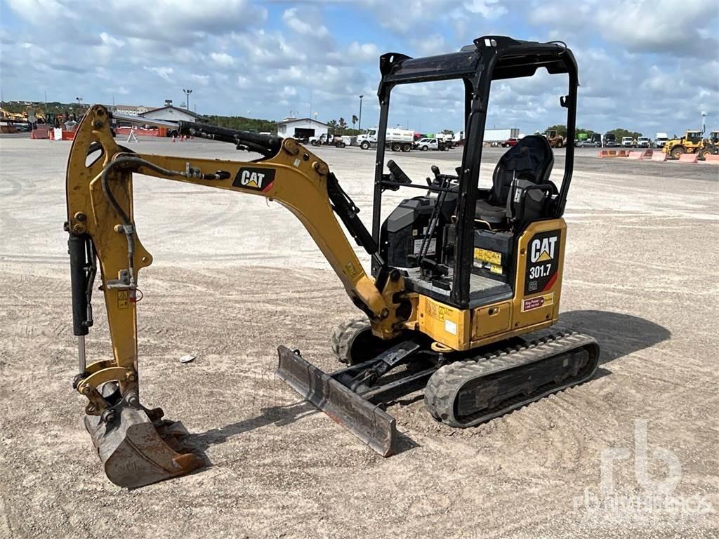 CAT 301.7 CR ミニ油圧ショベル 7t以下（ミニユンボ・ミニディガー）