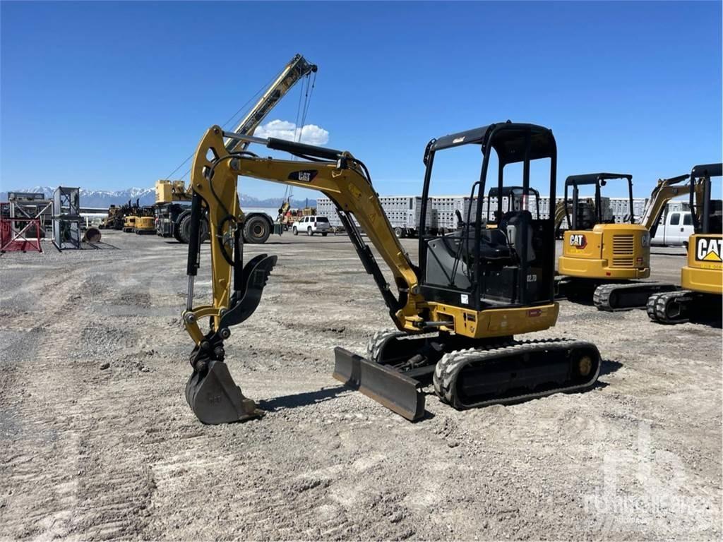 CAT 302.7DC1TH ミニ油圧ショベル 7t以下（ミニユンボ・ミニディガー）