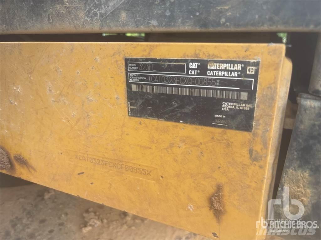 CAT 323FL 大型油圧ショベル12t以上（パワーショベル・ユンボ）