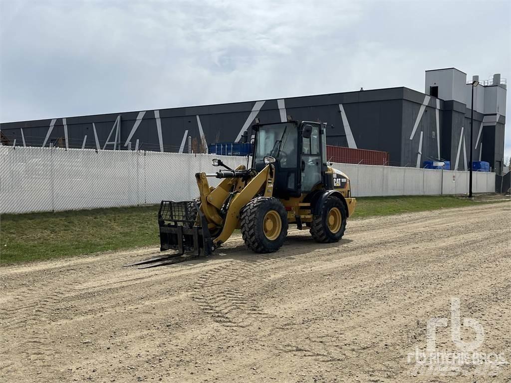 CAT 908M ホイールローダー・タイヤショベル