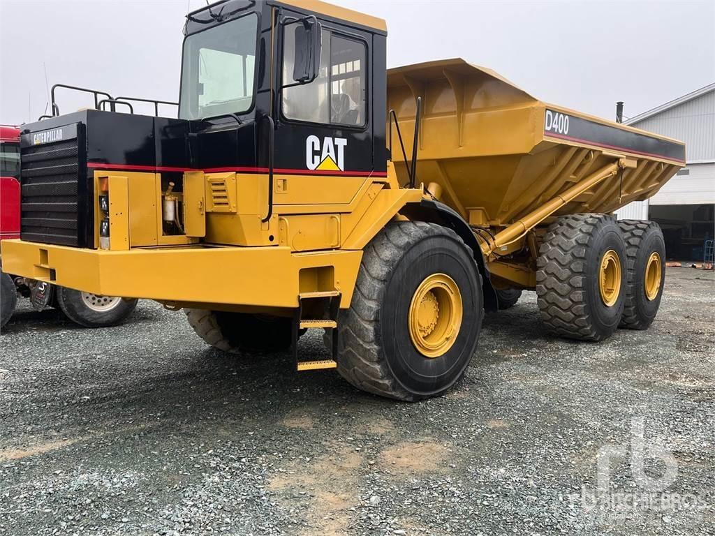 CAT D400E アーティキュレート式ダンプトラック