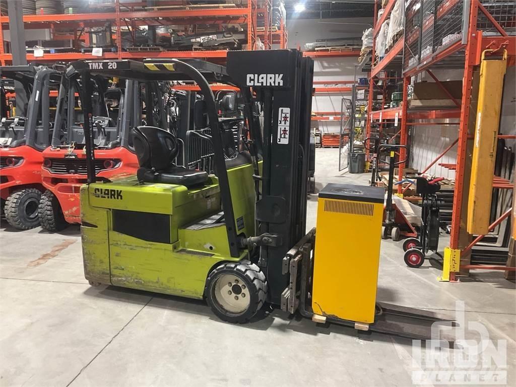 Clark TMX20 バッテリーフォークリフト