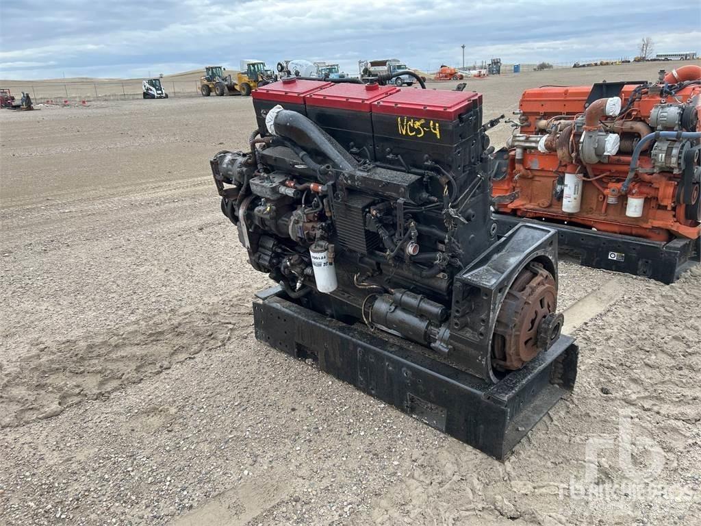 Cummins N14 エンジン