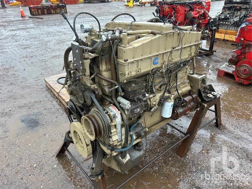 Cummins NTC350 エンジン