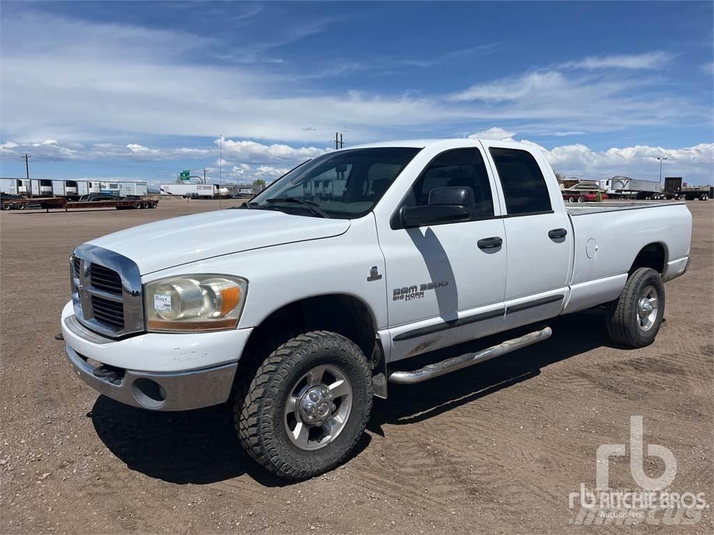 Dodge 3500 ピックアップ／ドロップサイド