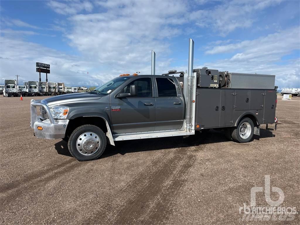 Dodge 5500 多目的／汎用車両