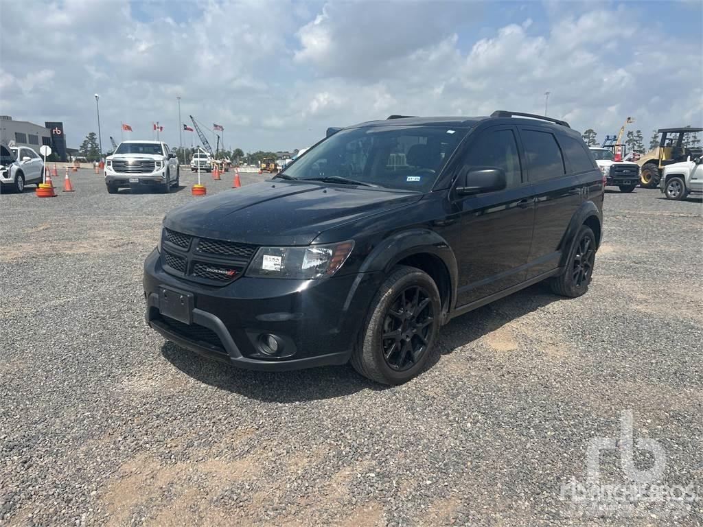 Dodge JOURNEY ピックアップ／ドロップサイド