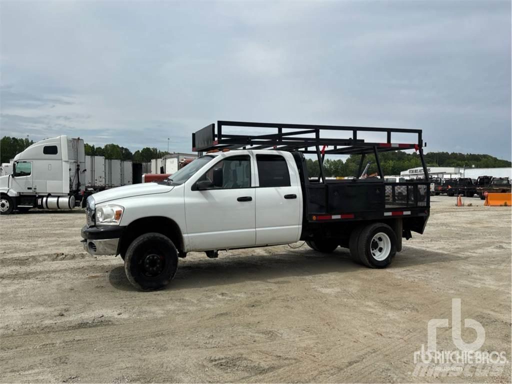 Dodge RAM 3500 平ボディー