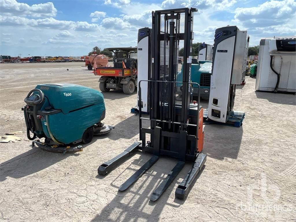 Doosan BWS17S-7 バッテリーフォークリフト