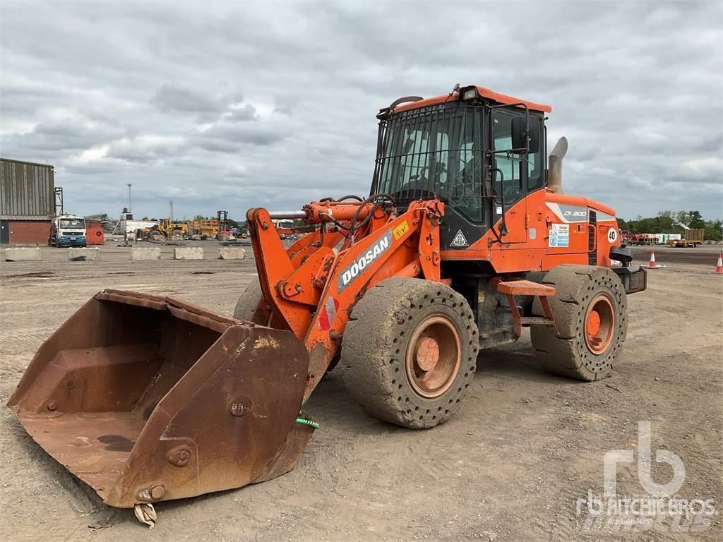 Doosan DL200-5 ホイールローダー・タイヤショベル