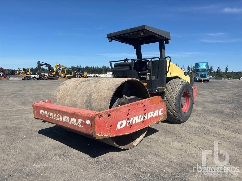 Dynapac CA362D ソイルコンパクター
