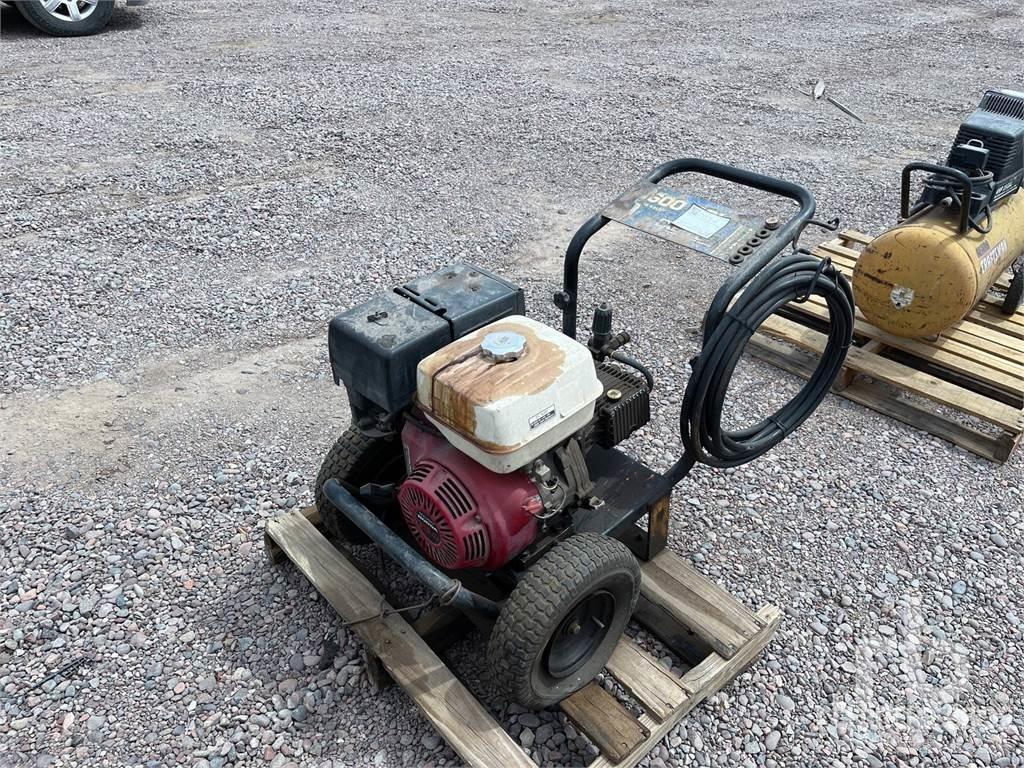  Electric 25 gal 低圧洗浄器