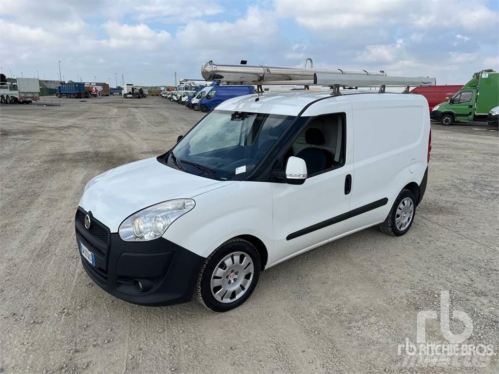 Fiat DOBLO パネルバン