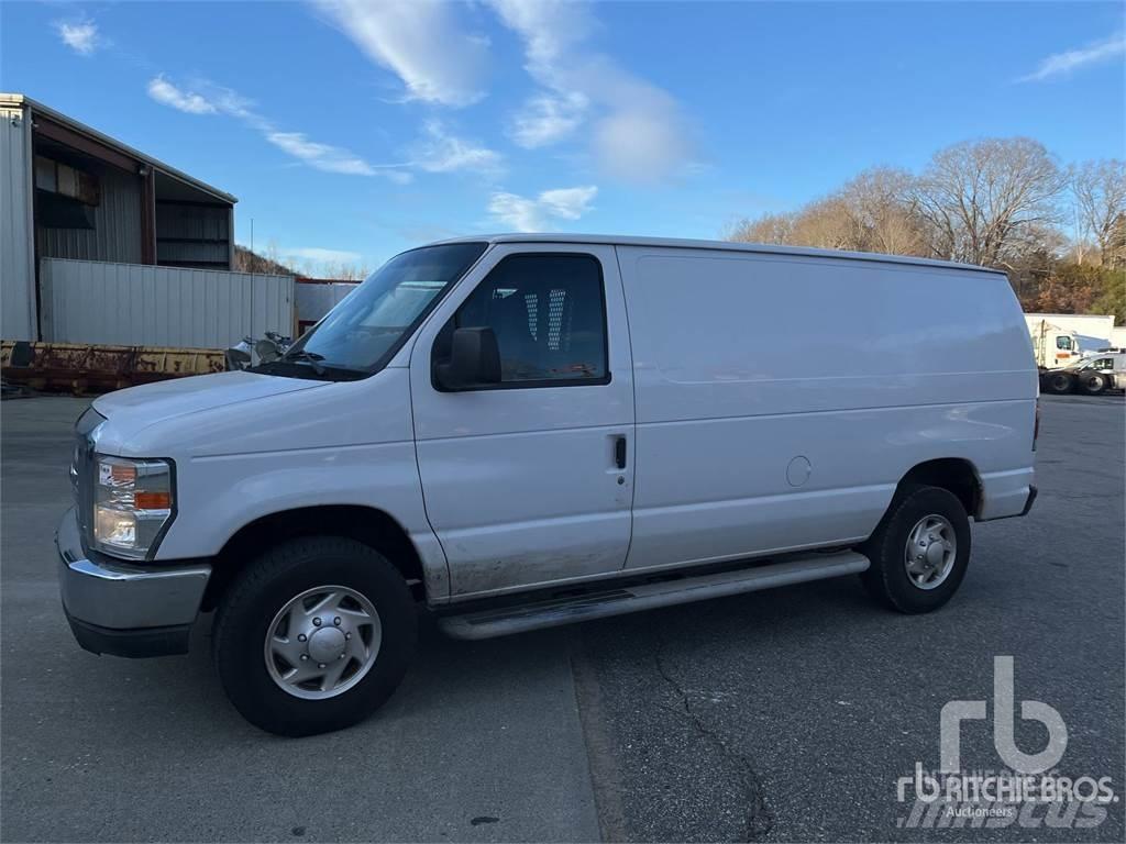 Ford E-250 冷凍冷蔵車