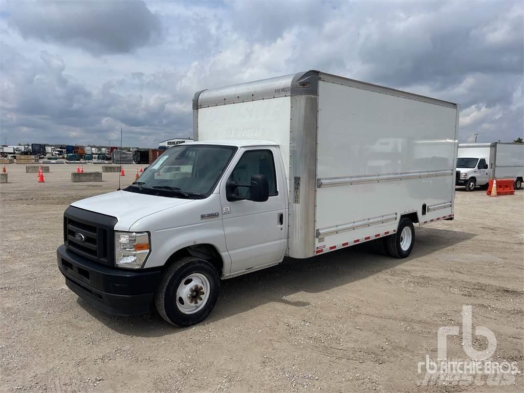 Ford E350 パネルバン