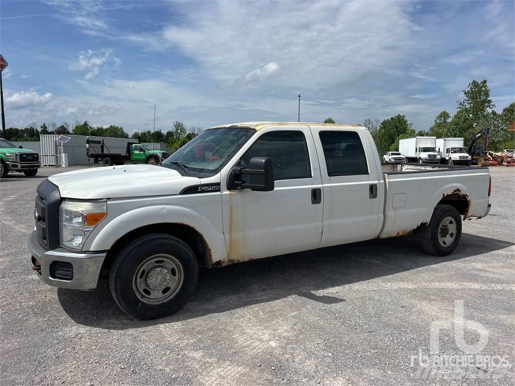 Ford F-250 ピックアップ／ドロップサイド