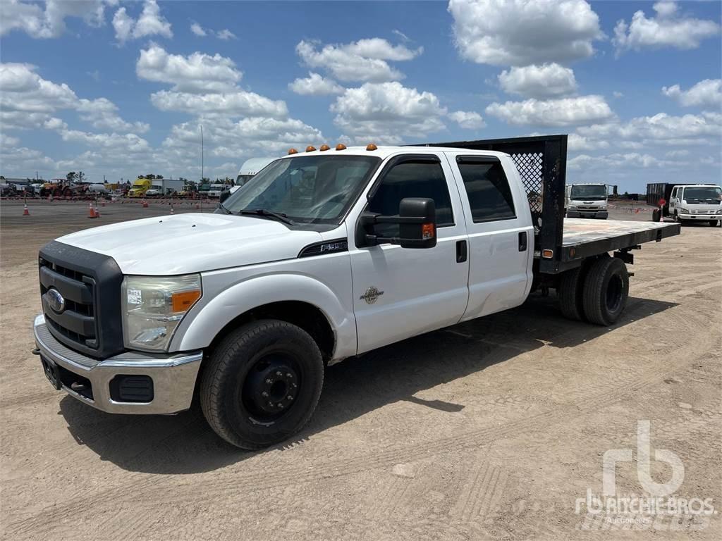 Ford F-350 平ボディー