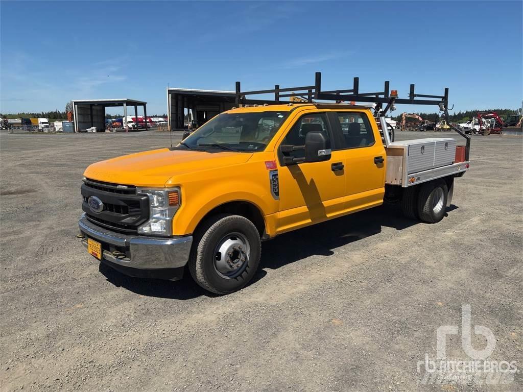 Ford F-350 平ボディー