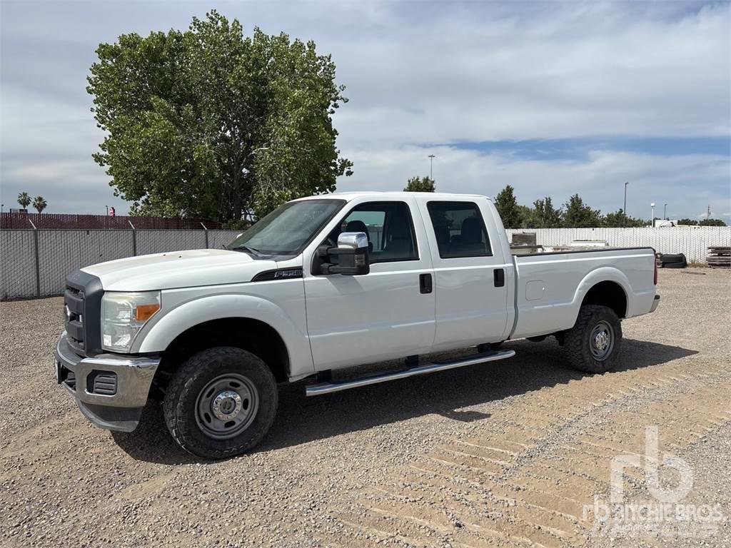 Ford F-350 多目的／汎用車両
