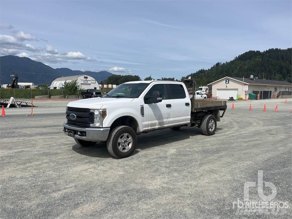 Ford F-350 ピックアップ／ドロップサイド