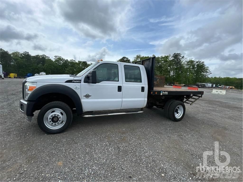 Ford F-450 平ボディー