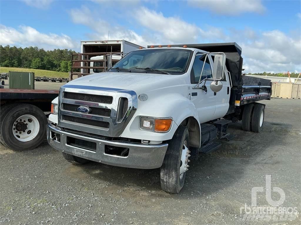 Ford F-750 平ボディー