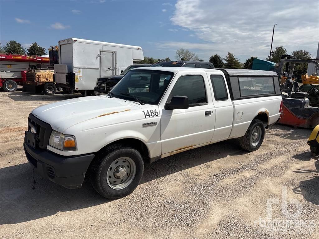 Ford RANGER ピックアップ／ドロップサイド