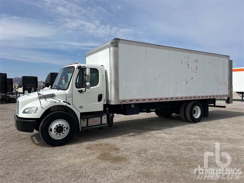 Freightliner M2 パネルバン
