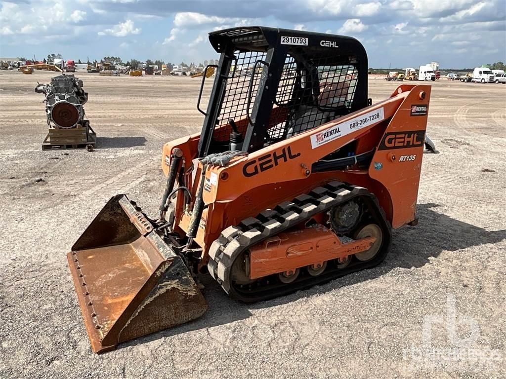 Gehl RT135 スキッドステアローダー
