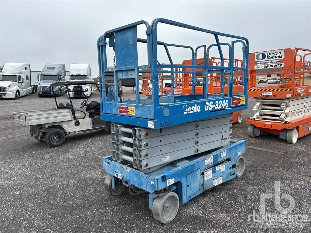 Genie GS-3246 シザースリフト