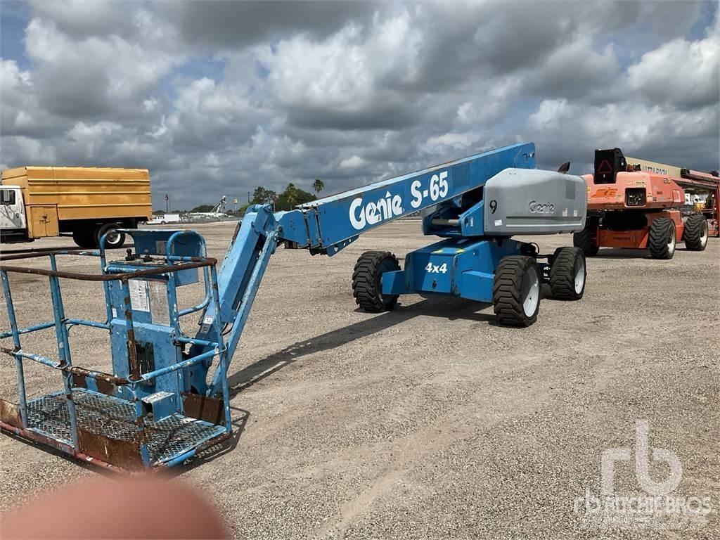 Genie S-65 ブームリフト　屈伸型