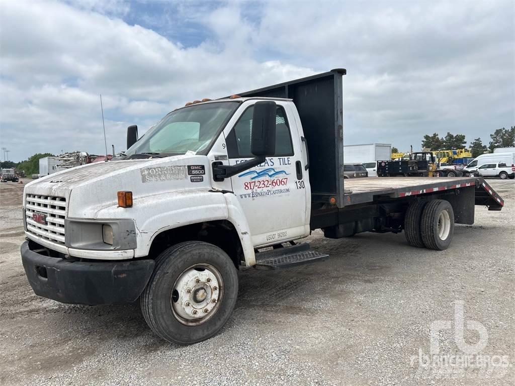 GMC C5500 平ボディー