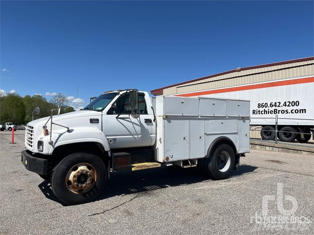 GMC C7500 多目的／汎用車両