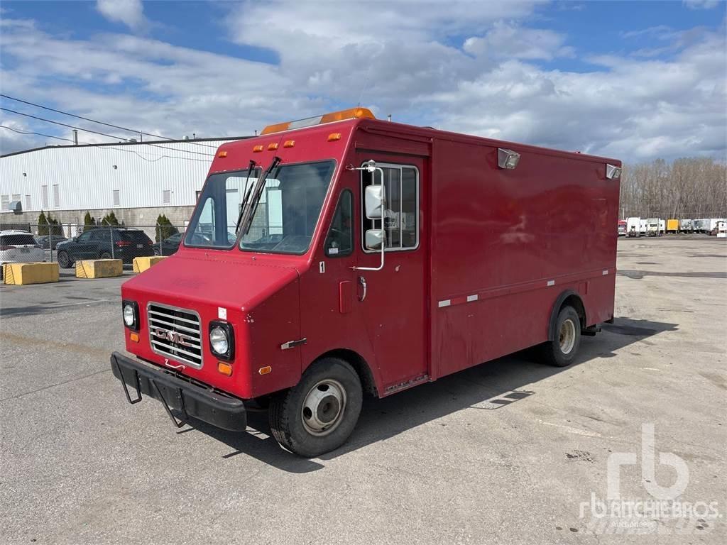 GMC P3500 パネルバン