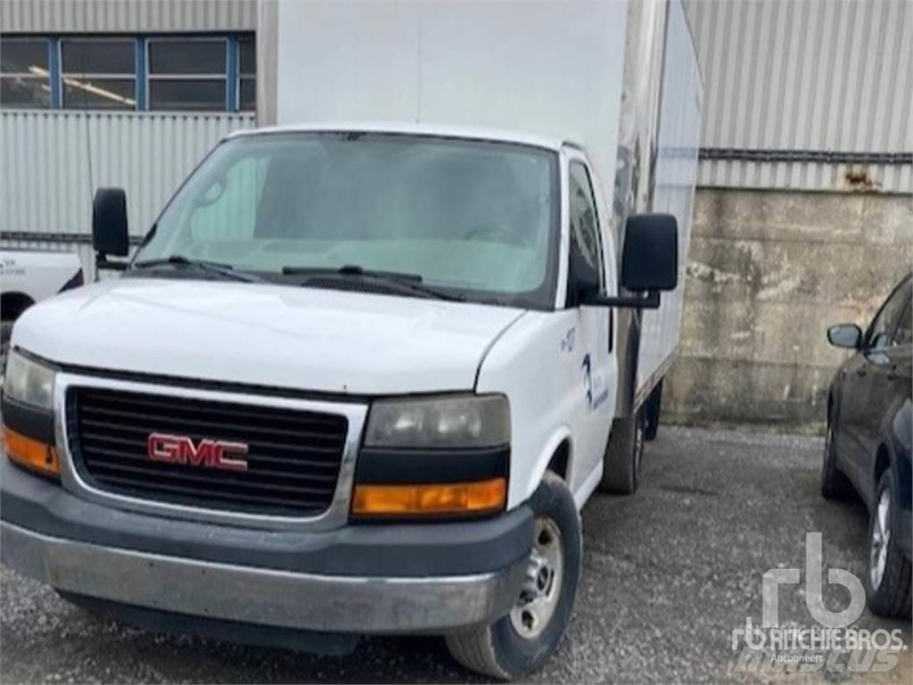 GMC SAVANA 3500 パネルバン