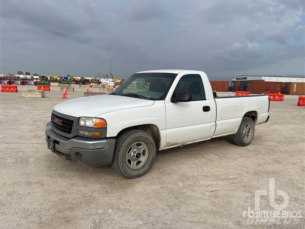 GMC SIERRA 1500 ピックアップ／ドロップサイド