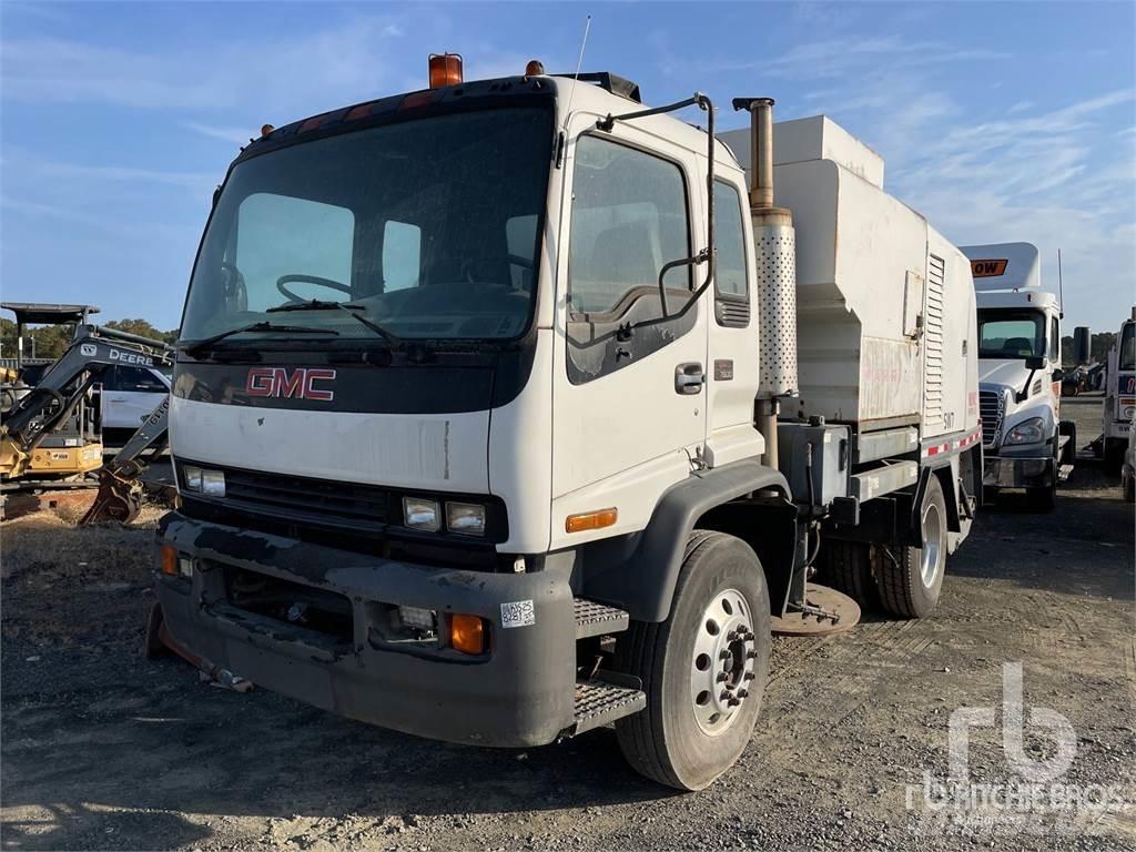 GMC T7500 街路清掃車