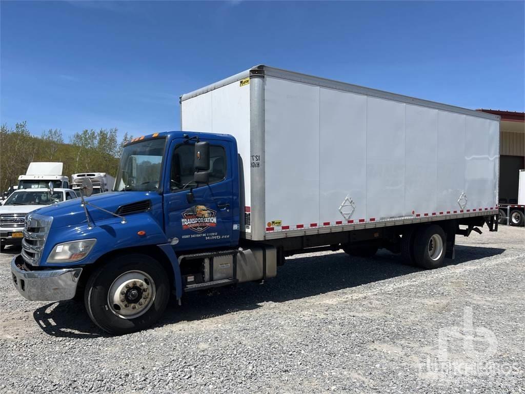 Hino 268 多目的／汎用車両