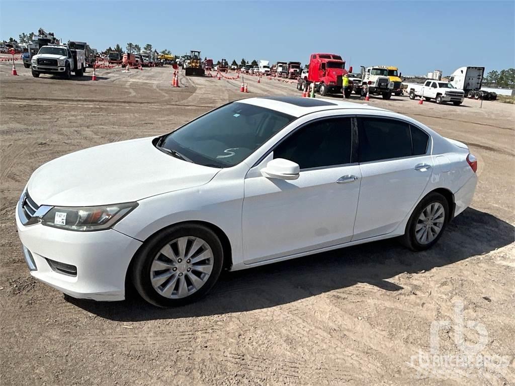 Honda ACCORD 自動車