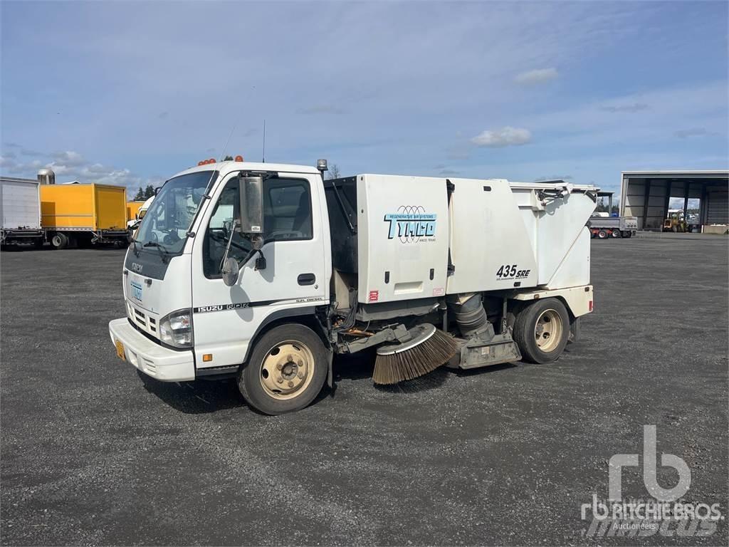 Isuzu NQR 街路清掃車