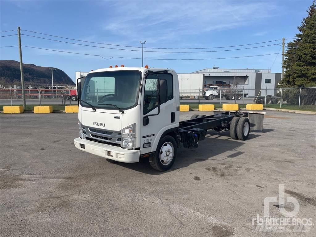 Isuzu NRR キャブ付きシャーシ