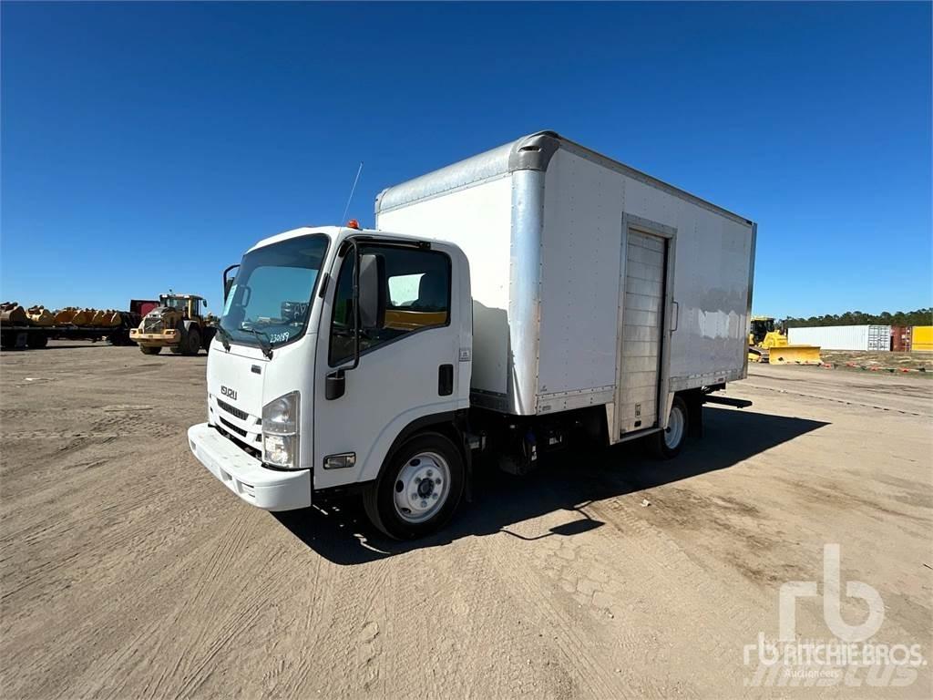 Isuzu NRR パネルバン