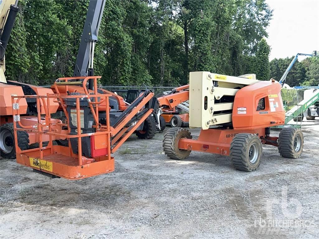 JLG 450AJ ブームリフト　屈伸型