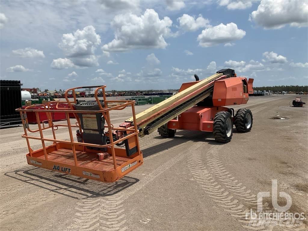 JLG 600S ブームリフト　屈伸型
