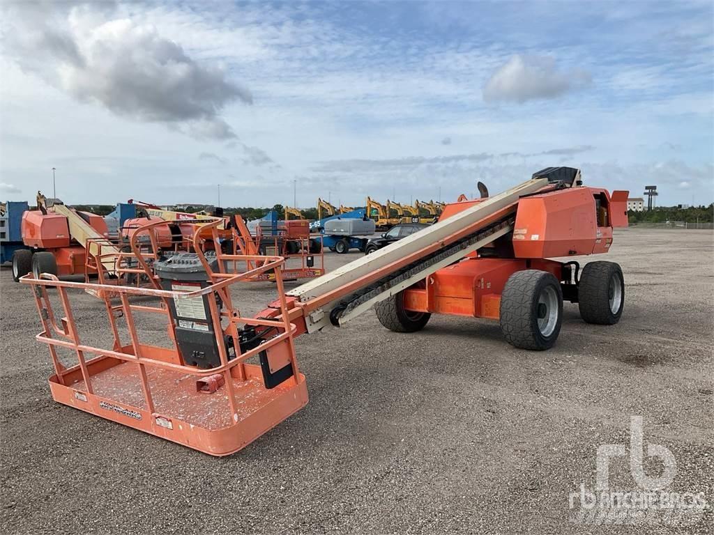 JLG 600S ブームリフト　屈伸型