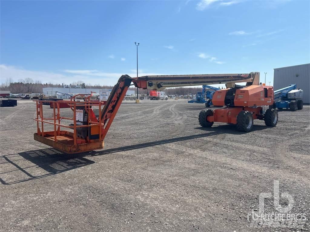 JLG 860SJ ブームリフト　屈伸型